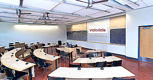 Nos salles de formation sont équipées des dernières technologies de diffusion de l'information